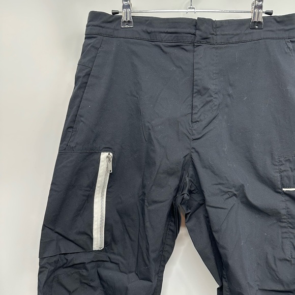 Nike Sportswear Essentials Utility Cargo Parachute Pants Black Size Medium NWOT - Picture 11 of 12